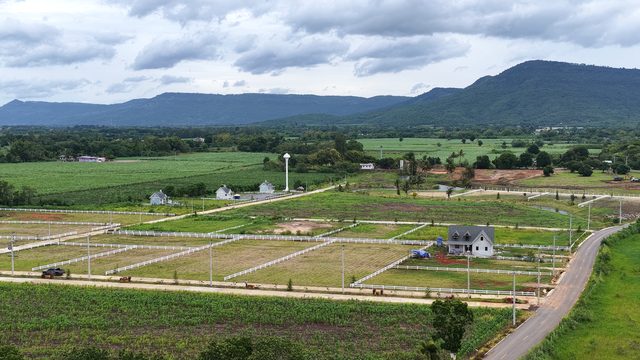 2 แปลงสุดท้าย ที่ดินโครงการทรัพย์เศรษฐี MEESUK แปลงเห็นวิวเขา 270 องศา